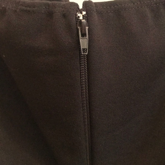 Windsor long black formal dress - Picture 7 of 10